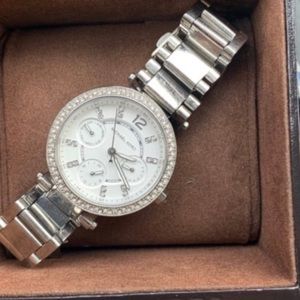 michael kors watch (will negotiate)